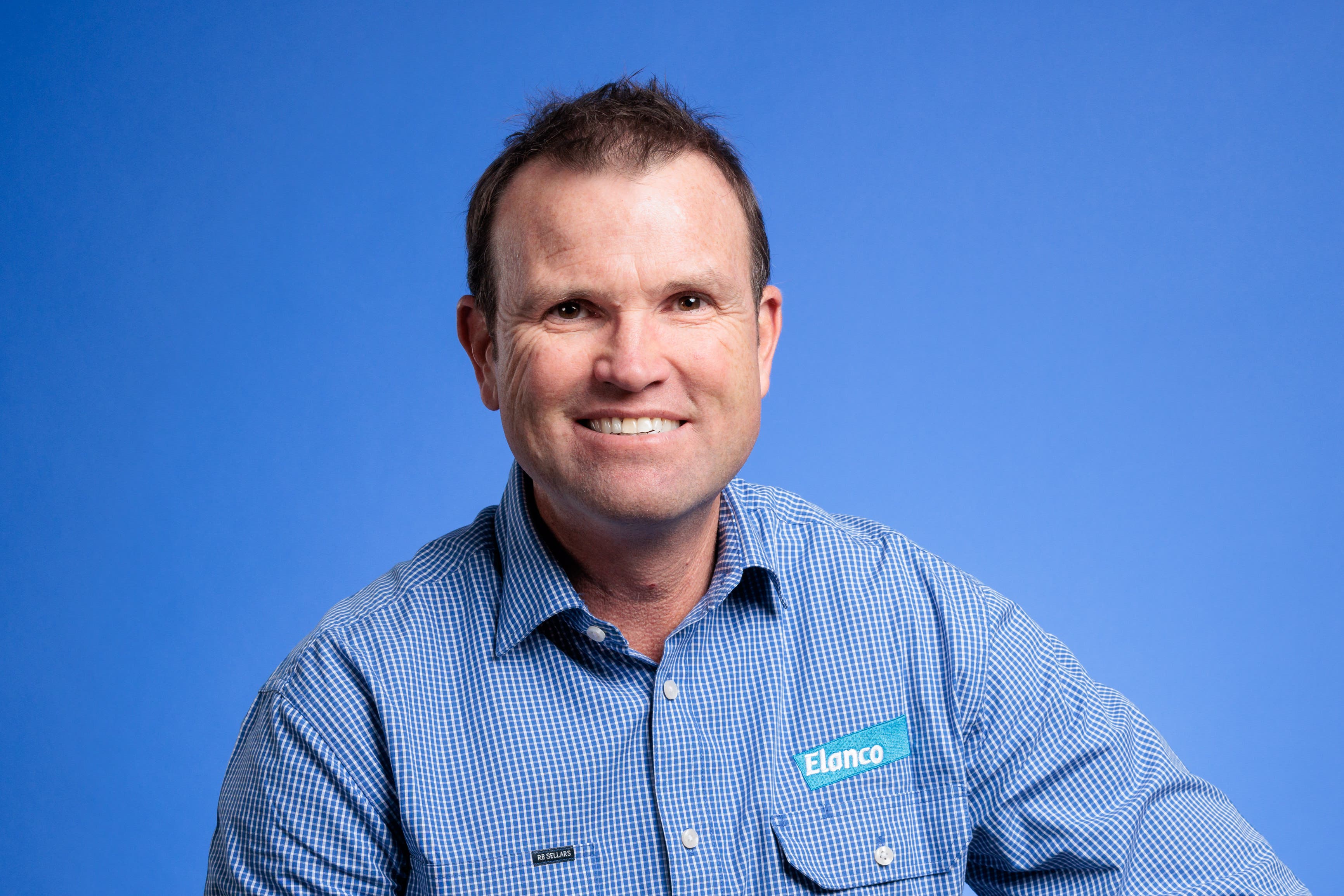 elanco-representative-elanco-farm-animals